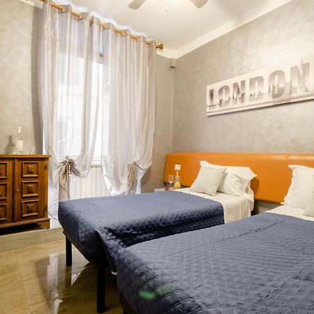 4-Bdr Apt Among Colosseum&Termini 10-People Apartment Rome Luaran gambar